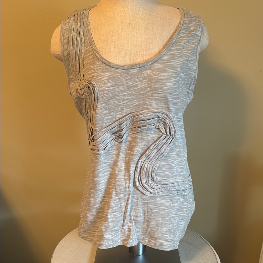 Size Medium Banana Republic Gray Ruched Sleeveless Tank Top great for summer